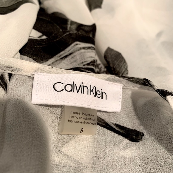 *price firm* Calvin Klein Floral Dress , Size 8 - Picture 6 of 7
